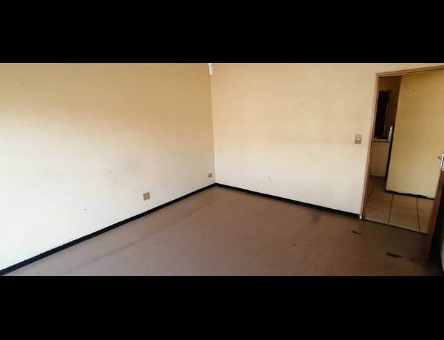 2 BEDROOM FLAT SOLD IN ELANDSHEUWEL
